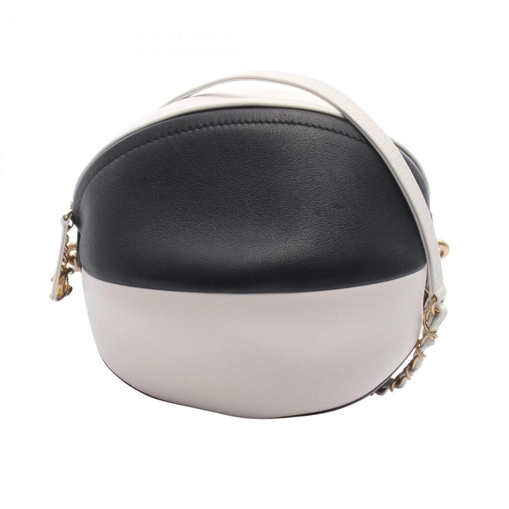 Chanel Beach Ball Shoulder Bag/Handbag, Leather, Women's, Black/White